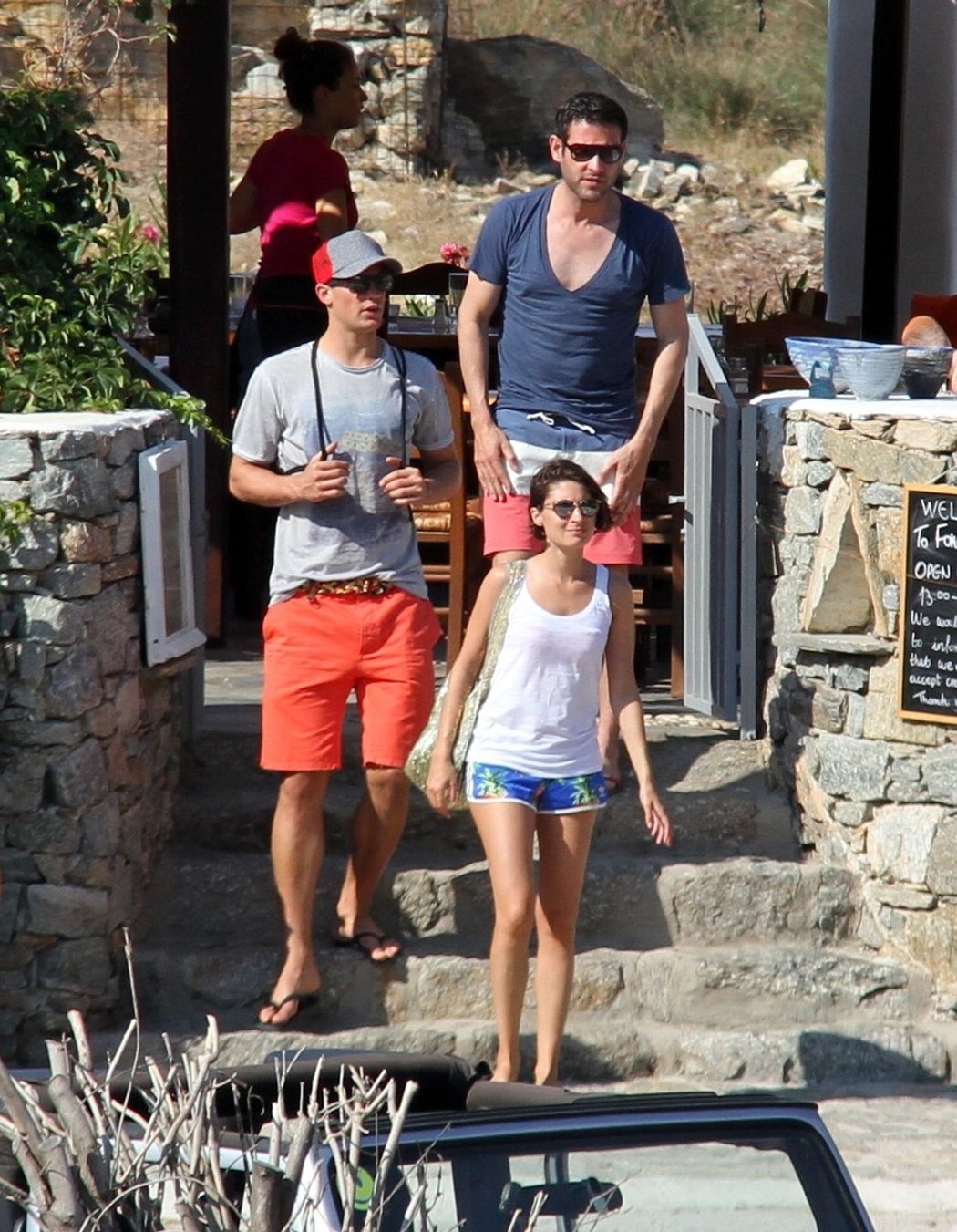 Gólman německé reprezentace a Bayernu Mnichov Manuel Neuer s přítelkyní na dovolené na řeckém ostrově Mykonos