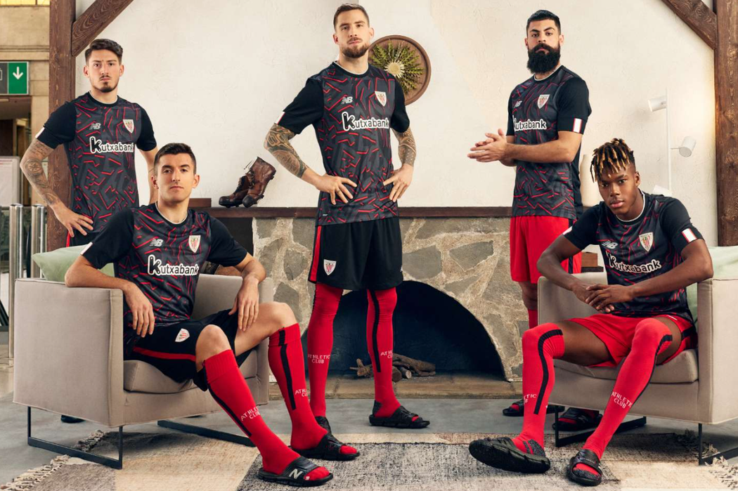 Oficiální venkovní dres Athleticu Bilbao pro sezonu 2022/23
