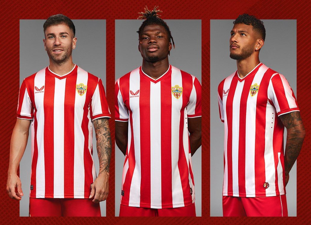 Domácí dres Almeríe pro novou sezonu Domácí dres Almeríe pro novou sezonu