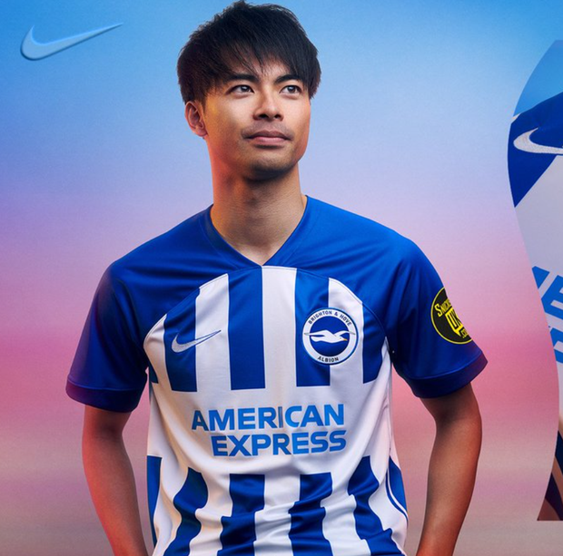 Domácí dres Brightonu pro novou sezonu Domácí dres Brightonu pro novou sezonu