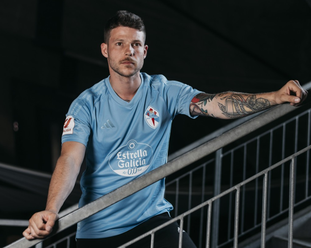 Domácí dres Celty Vigo pro novou sezonu Domácí dres Celty Vigo pro novou sezonu