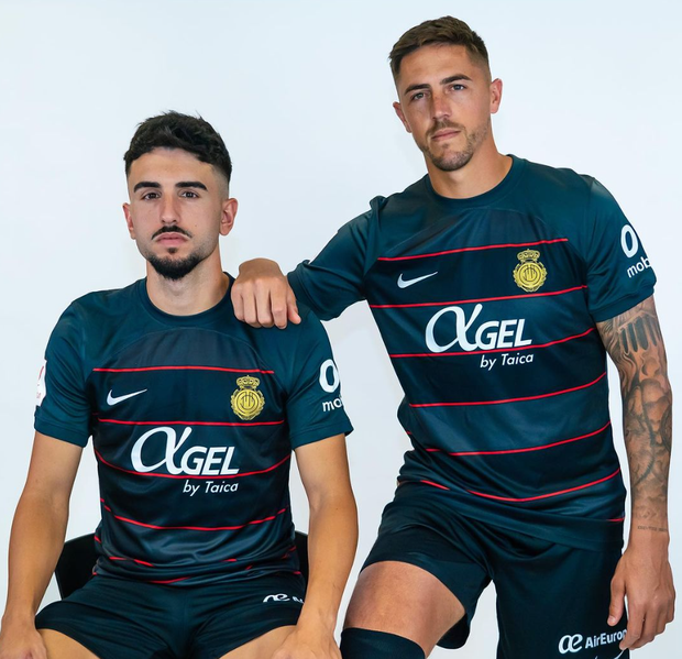 Venkovní dres Mallorcy pro novou sezonu Venkovní dres Mallorcy pro novou sezonu