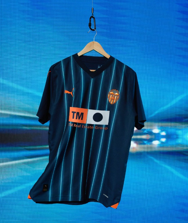 Venkovní dres Valencie pro novou sezonu Venkovní dres Valencie pro novou sezonu