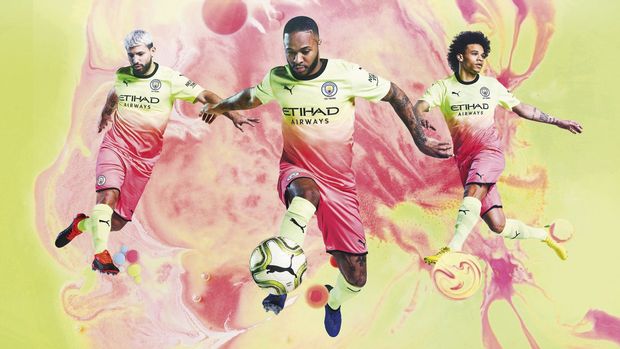 V Manchesteru City zvolili u třetí sady velmi pestré barvy V Manchesteru City zvolili u třetí sady velmi pestré barvy