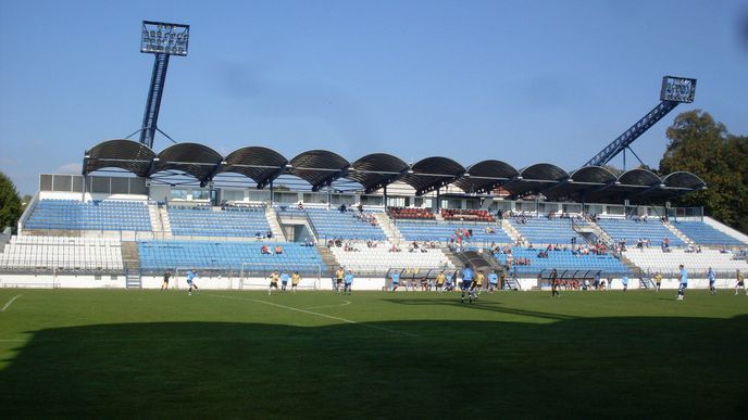 Jan Gottwald na začátku 90. let vyzvedl lokální fotbalový tým z jihomoravských Drnovic až do nejvyšší soutěže.