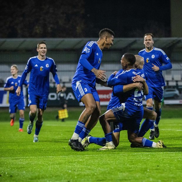 Fotbalisté Prostějova se radují z gólu Fotbalisté Prostějova se radují z gólu