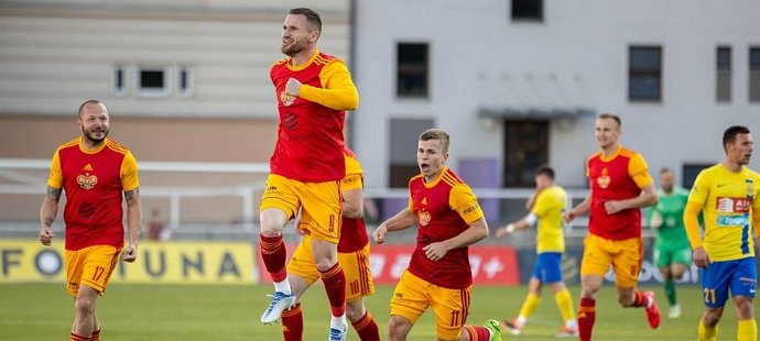 Dukla i Vyškov vyhrály, béčko Sparty si zastřílelo. Brno po změnách zabralo