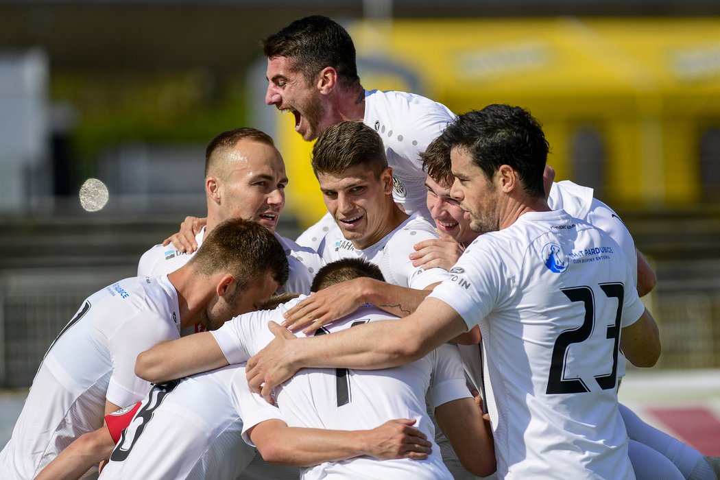 Hradec Králové slaví návrat do FORTUNA:LIGY