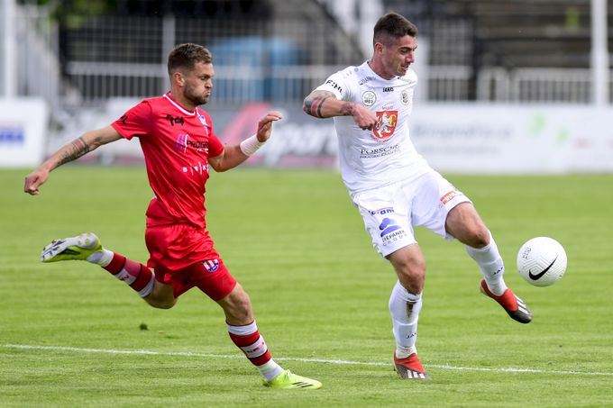 Hradec ve druhé lize remizoval s Líšní, Žižkov dal pět gólů Chrudimi Hradec ve druhé lize remizoval s Líšní, Žižkov dal pět gólů Chrudimi