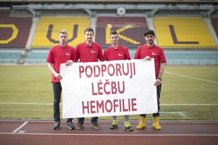 Do boje proti rakovině se zapojili i hráči A týmu Tomáš Berger, Marek Hanousek, Aldin Čajič a Filip Rada