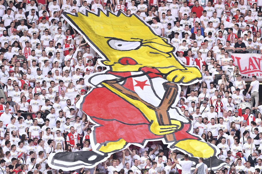 Bart Simpson jako součást slávistického chorea v derby se Spartou