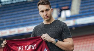 Johny zatím na postup do finále čeká: FIFA 20 mi dává zabrat, ale věřím si