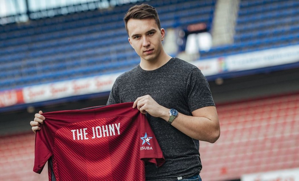 Jan Hradil, alias The Johny, je novou posilou FIFA týmu pražské Sparty