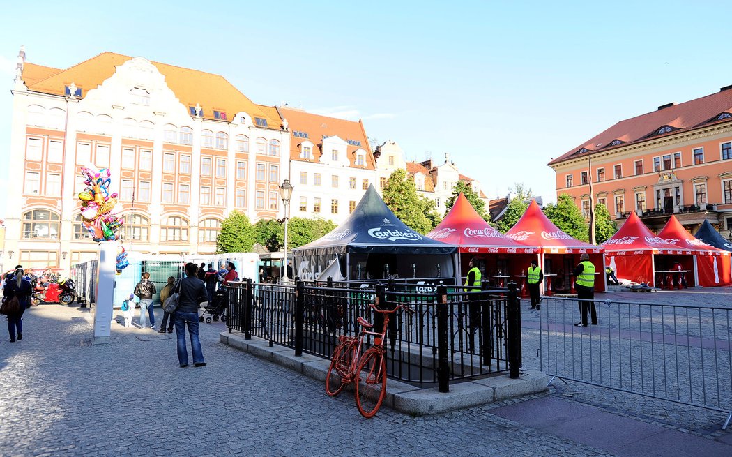 Přímo v historickém centru Wroclawi je nachystaná fanzóna pro tisíce fanoušků