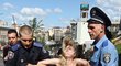 Zatýkání členek hnutí FEMEN vyvolává značnou pozornost...