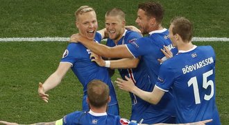 Anglie - Island 1:2. Nováček EURO slaví historický postup do čtvrtfinále