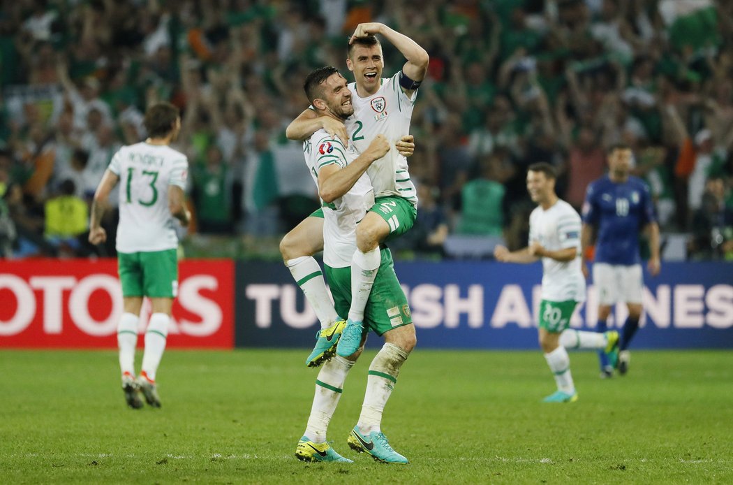 Irský hrdina se jmenuje Robbie Brady. Rozhodl o výhře nad Itálií na EURO 2016.