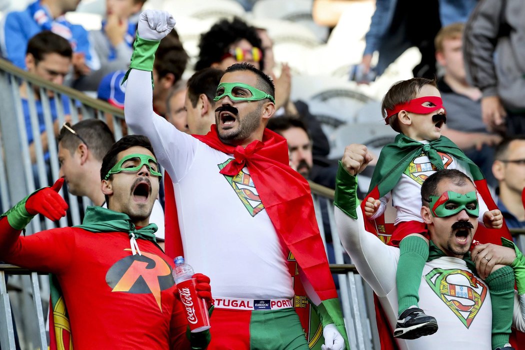 Fanoušci Portugalska věřili před osmifinále EURO 2016 své největší hvězdě Cristianu Ronaldovi.