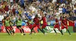 Hon na Édera. Portugalci vtrhli na hřišti poté, co Éder vstřelil ve finále EURO 2016 v prodloužení branku do sítě Francie.