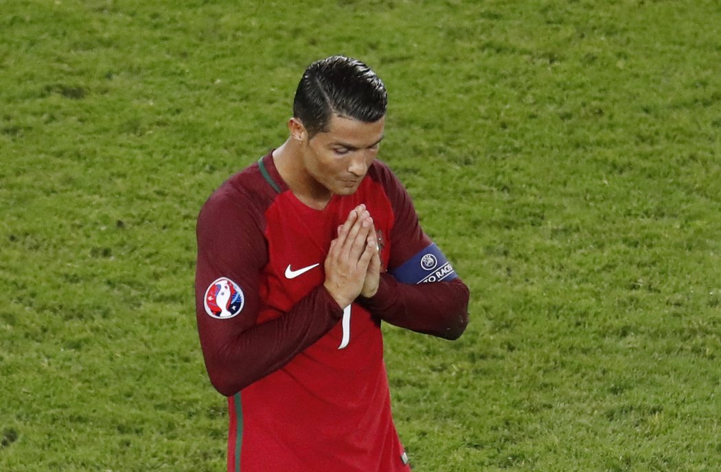 Portugalský tahoun Cristiano Ronaldo mohl po duelu s Rakouskem zpytovat svědomí, neproměnil penaltu.