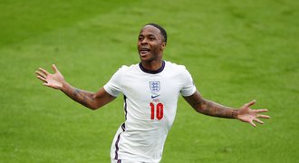 Anglie - Německo 2:0. Albion slaví postup, rozhodli Sterling s Kanem