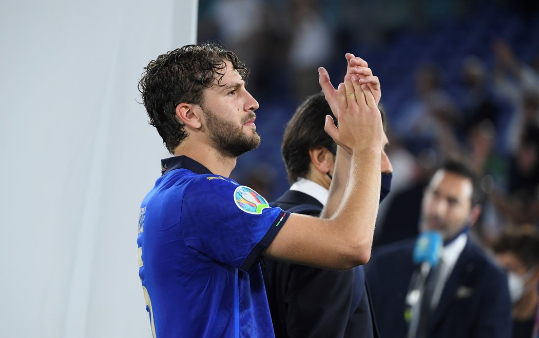 Manuel Locatelli vyrostl v AC Milán, nicméně pořádně rozkvetl až ve skromném Sassuolu