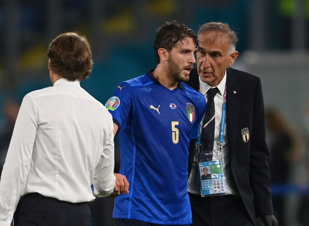 Záložník Manuel Locatelli nastřílel v italském dresu dva góly proti Švýcarsku