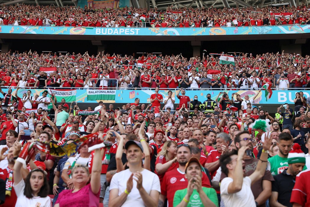 Plný stadion v Budapešti fandil Maďarům a Portugalcům