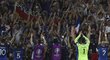 Fotbalisté Francie slavili postup do finále mistrovství Evropy po vzoru úspěšných islandských fotbalistů