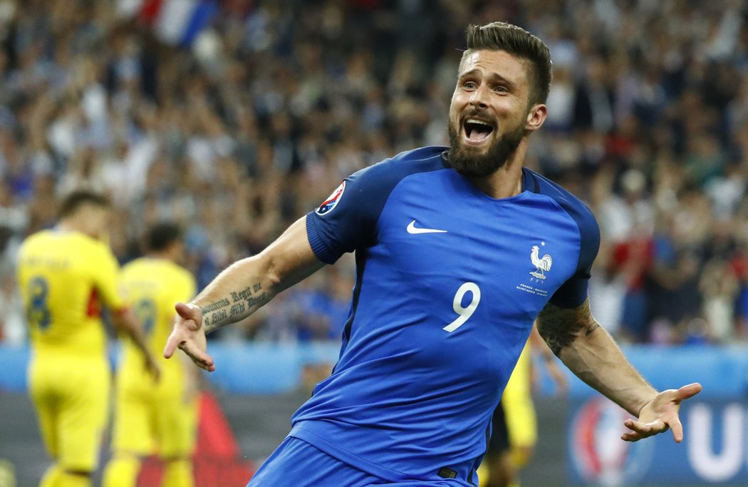 Olivier Giroud se raduje z úvodní branky EURO 2016