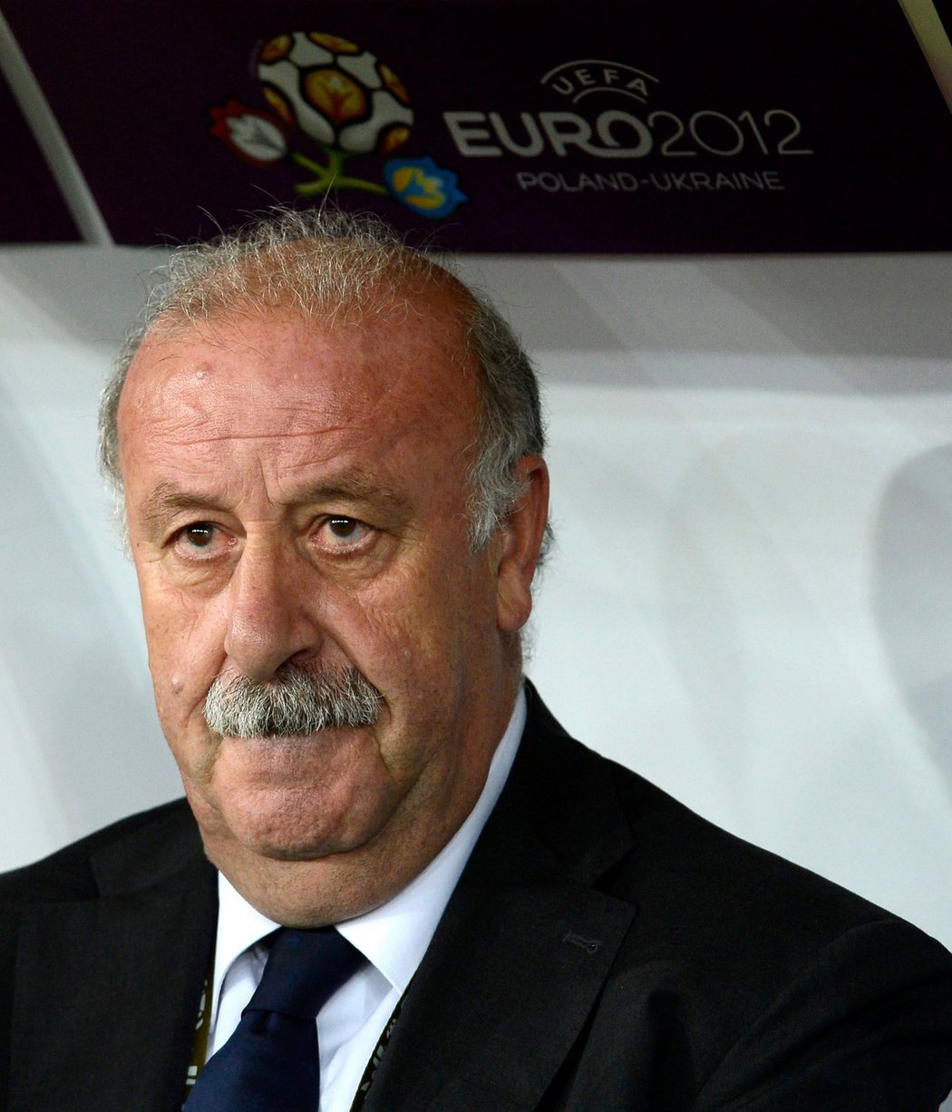 Tradičně bez emocí sledoval zápas trenér Španělů Vicente del Bosque