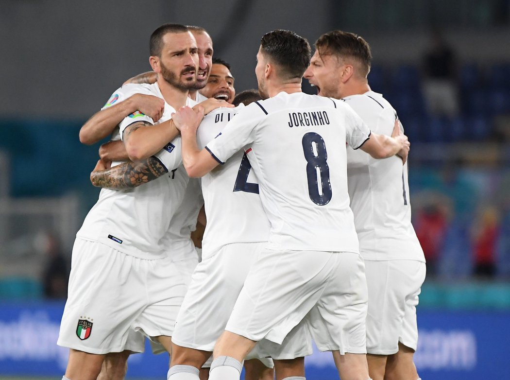 Italská radost po gólu na 1:0