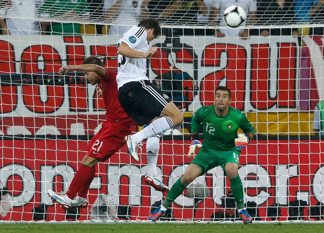 Mario Gomez vstřelil jedinou branku utkání mezi Německem a Portugalskem