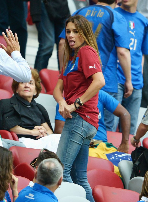 Ufff...Alena Šeredová si po závěrečném hvizdu pořádně ulevila Ufff...Alena Šeredová si po závěrečném hvizdu pořádně ulevila