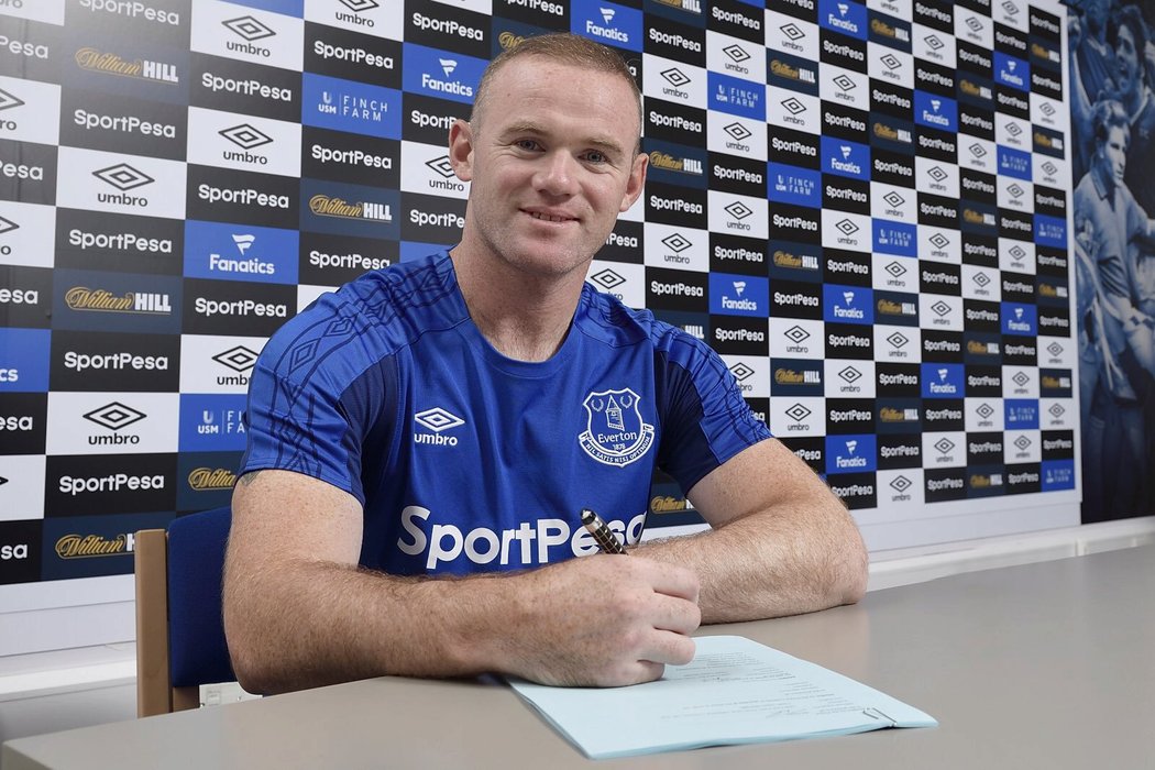 Wayne Rooney podepsal s Evertonem, odkud vyrazil do velkého fotbalu, dvouletou smlouvu