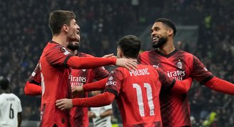 EL: Feyenoord s Lingrem remizoval. AC Milán vyhrál, Di María spasil Benfiku