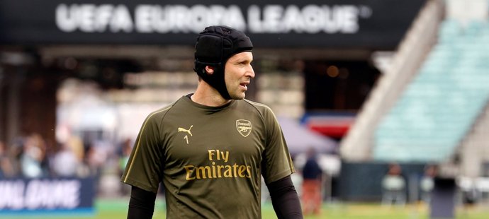 Petr Čech na tréninku Arsenalu před finále Evropské ligy proti Chelsea v ázerbájdžánském Baku