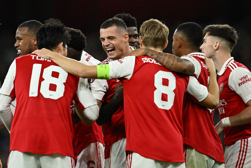 O výhře Arsenalu 1:0 proti PSV rozhodl Granit Xhaka