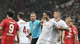 Leverkusen v EL končí, Mourinho vstříc další trofeji. V cestě Sevilla