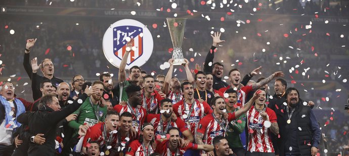 Hráči Atlétika Madrid slaví triumf v Evropské lize