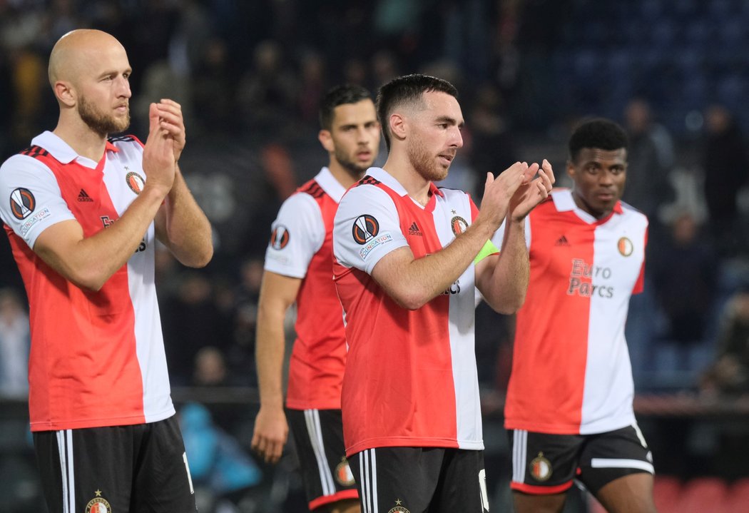 Feyenoord doma jen remizoval s Midtjyllandem 2:2