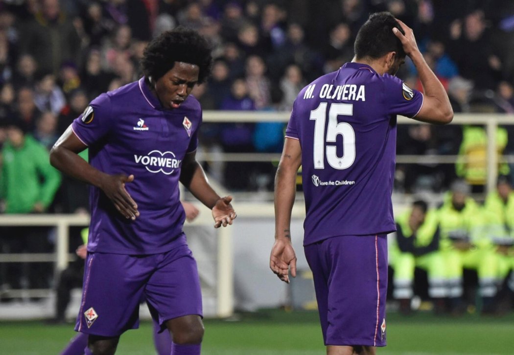 Fiorentina v Gladbachu vyhrála 1:0 a doma vedla 2:0, přesto padla 2:4 a končí