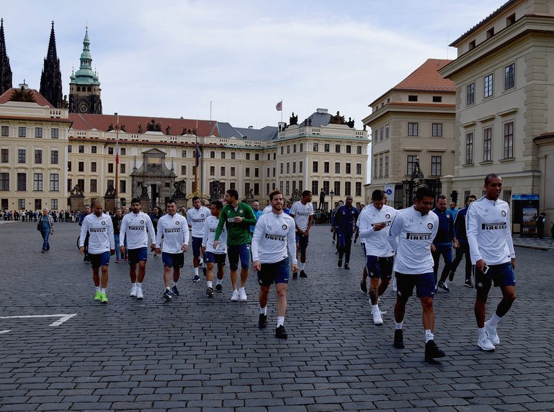 Inter Milán před Pražským hradem