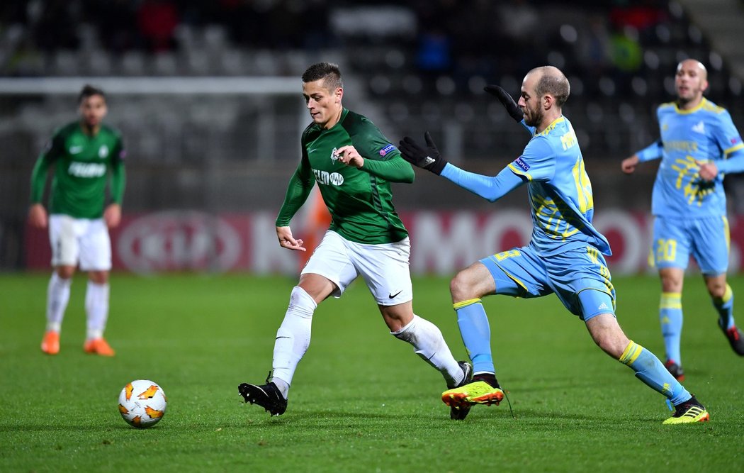 Tomáš Holeš (v zeleném) přestoupil z Jablonce do Slavie