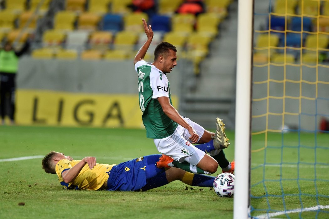 Ivan Schranz dává druhý gól Jablonce v utkání 2. předkola Evropské ligy proti Dunajské Stredě