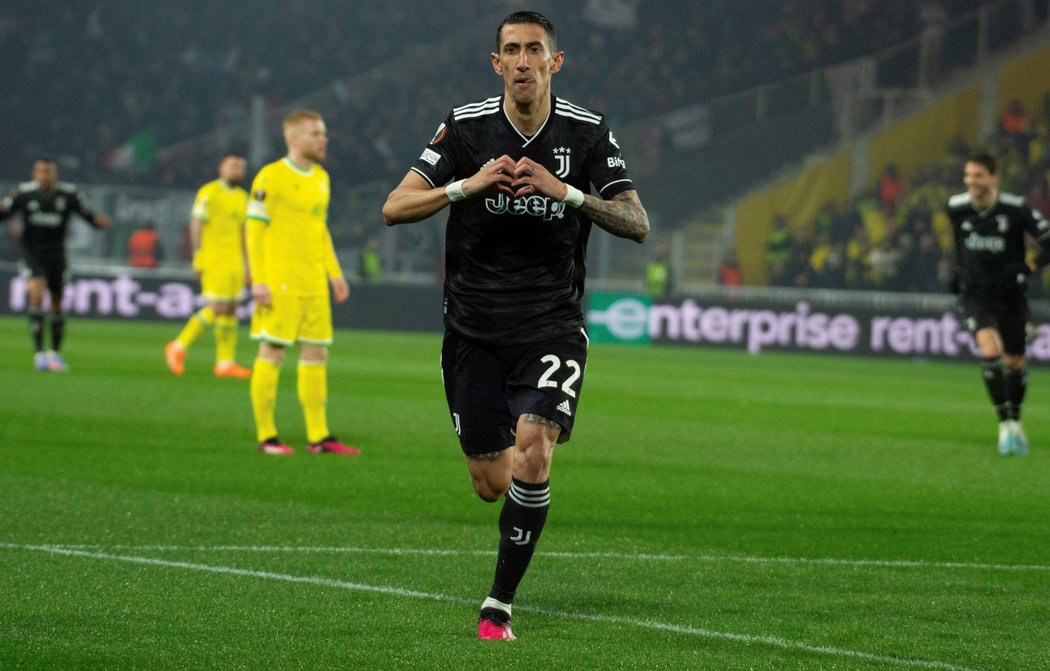 Ángel Di María pomohl Juventusu proti Nantes hattrickem