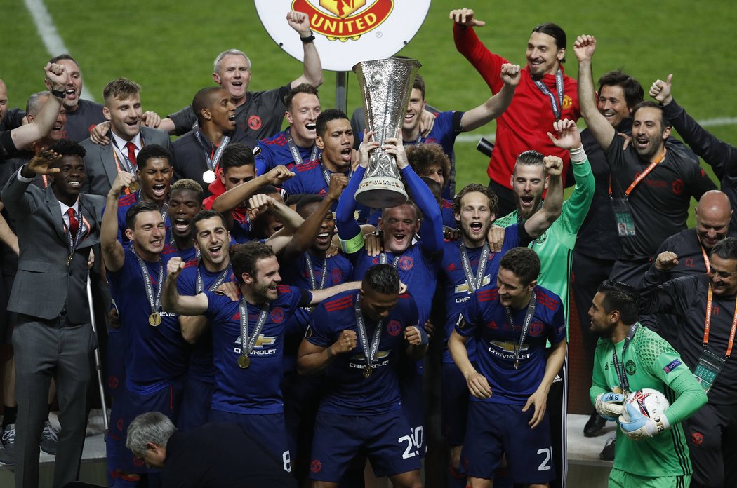 Fotbalisté Manchesteru United slaví triumf v Evropské lize