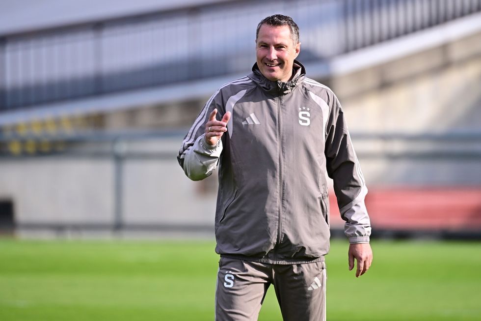 Priske vysvětlil, co je s Mercadem. Chybí i Ševínský: Velké kluby taky dělají změny Priske vysvětlil, co je s Mercadem. Chybí i Ševínský: Velké kluby taky dělají změny