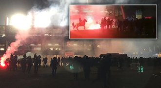 Horko v Plzni! Proti ultras Záhřebu zasáhla policie, došlo na zatýkání