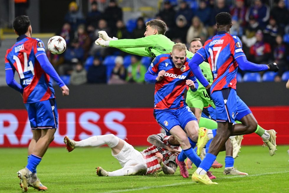 Plzeň - Freiburg 0:0. Viktoria nevyužila tlak a po nadějném průběhu bere jen bod Plzeň - Freiburg 0:0. Viktoria nevyužila tlak a po nadějném průběhu bere jen bod